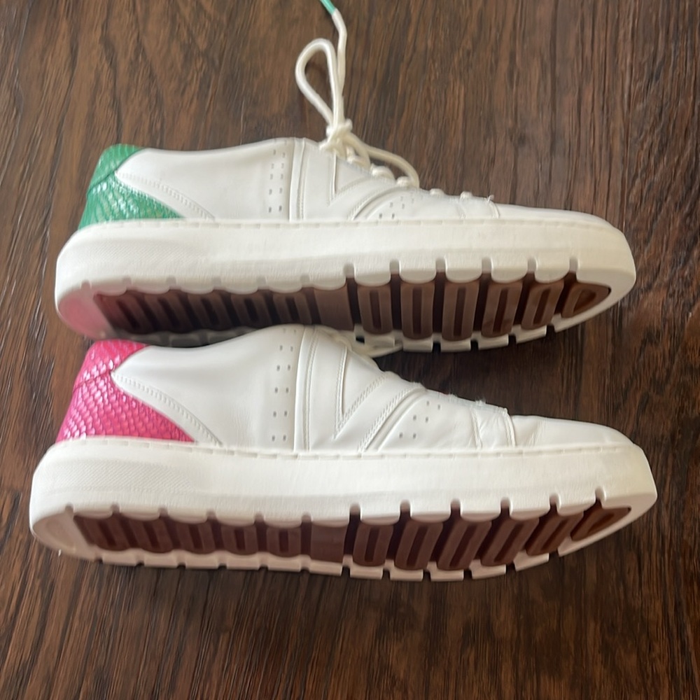 Vionic Simasa Pink & Green Snakeskin Heeled Sneakers - 10 like new